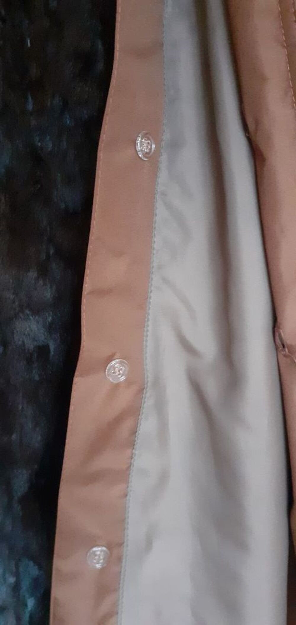 Manteau Imperm&eacute;able avec fourrure lapin amovible Vêtements