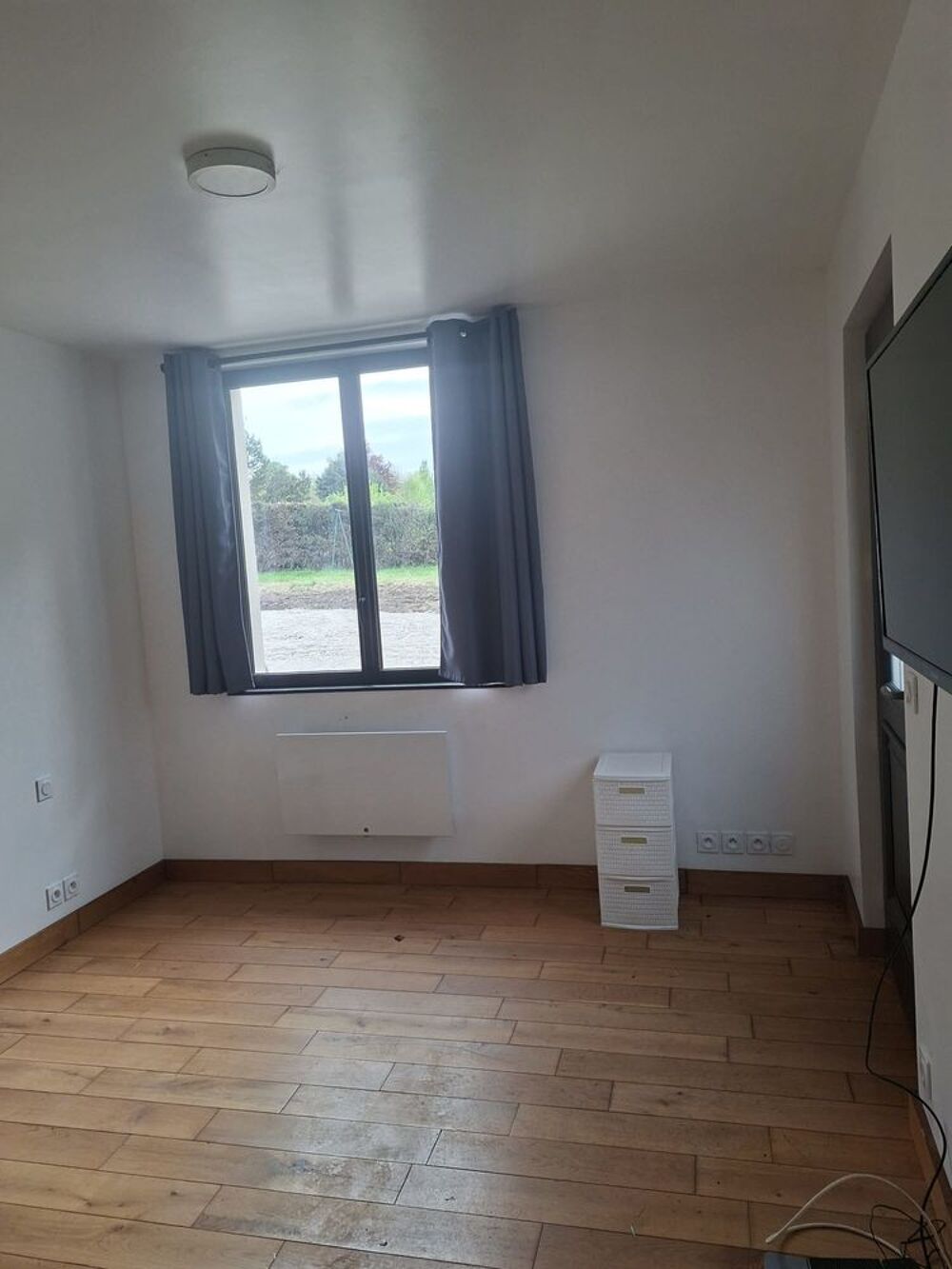 Location Maison maison deux chambre deux SDB La ville-aux-clercs