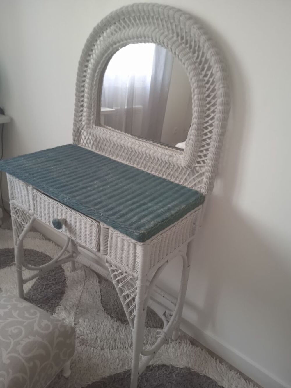 coiffeuse rotin miroir demi lune banche et verte Meubles