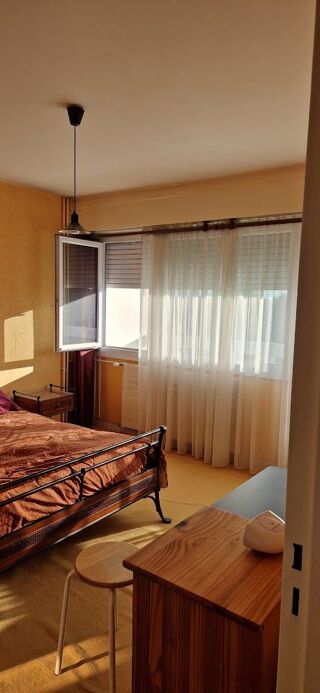 Appartement 3 pièces 73 m² · à Saint-Genis-Pouilly · 73 m² · 320 000 €