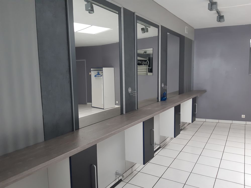 mobilier salon de coiffure Meubles