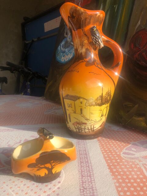 Vase et sali�re 35 Vallon-Pont-d'Arc (07)