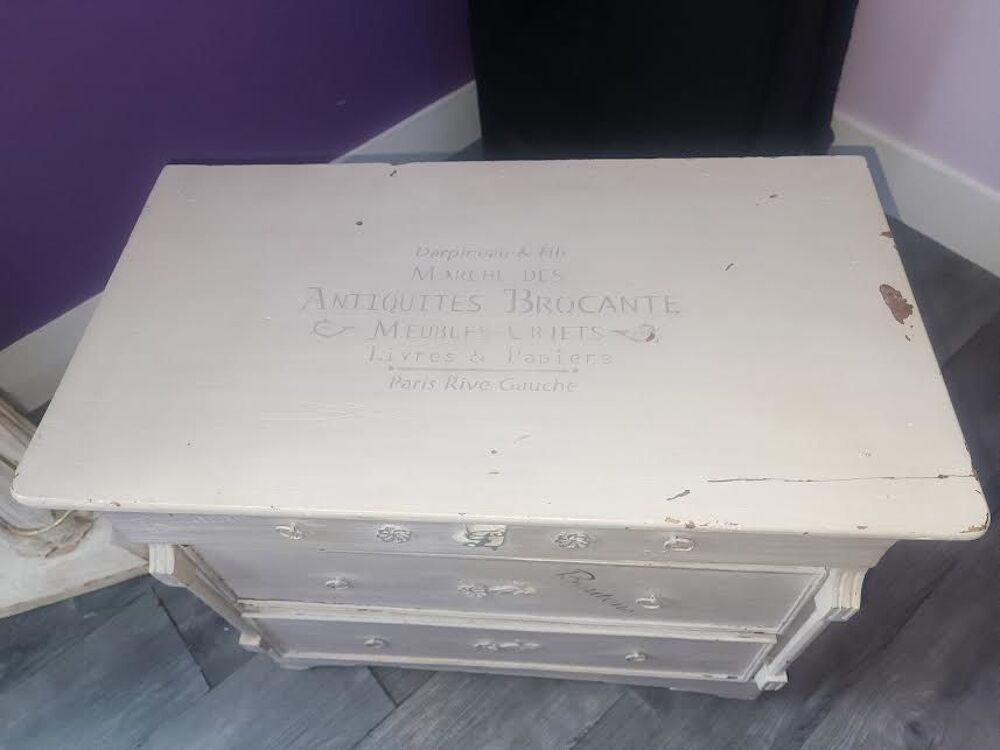 ANCIENNE PETITE COMMODE 3 TIROIRS Meubles