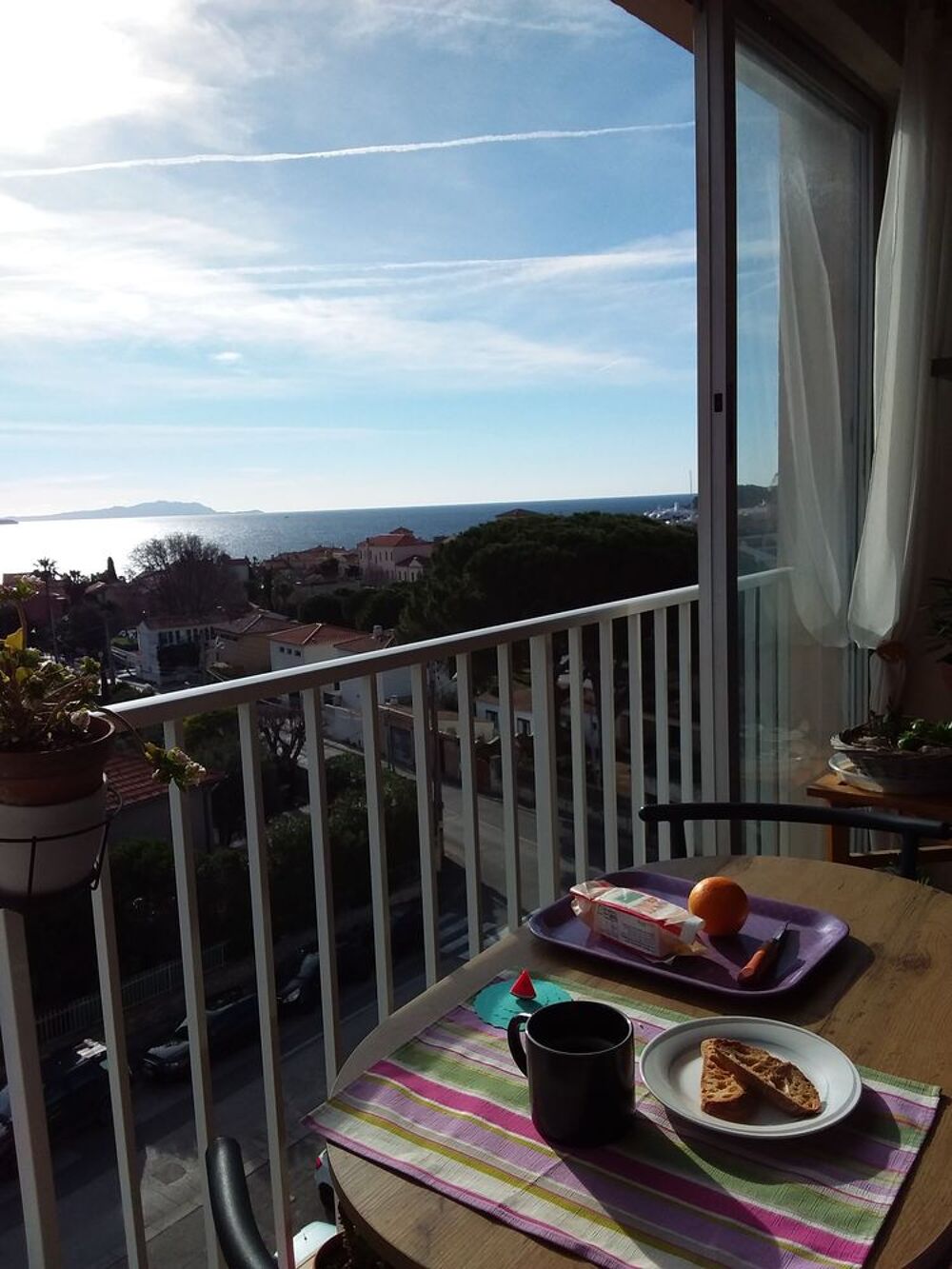 Vente Appartement Appartement spacieux, très bien situé,  vue mer La ciotat