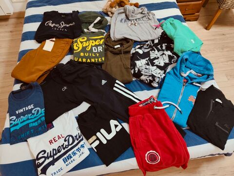 LOT DE VTEMENTS HOMME
60 Macau (33)