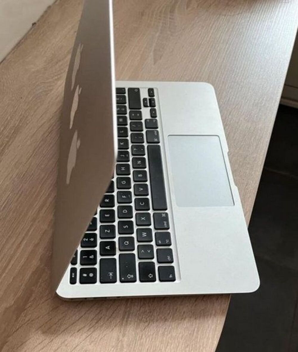MacBook Air 11" mi-2012 | 11,6" | Intel Core i7 | Ram 8 Go Matériel informatique