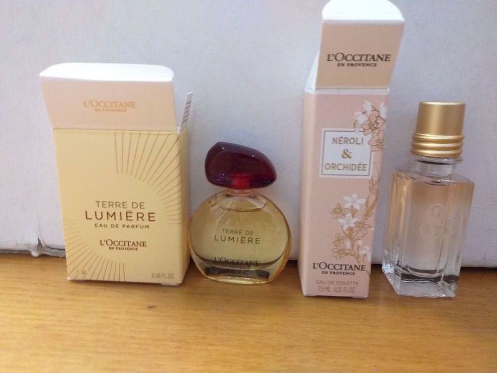 miniatures de parfum pleines avec boites 