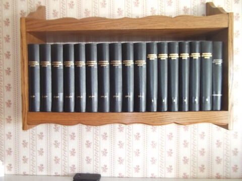 �tag�re en chene + encyclop�dis quillet 175 Albert (80)