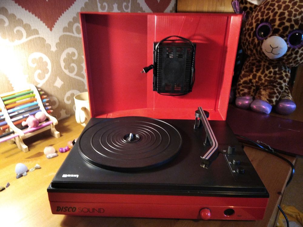Platine vinyle vintage CD et vinyles