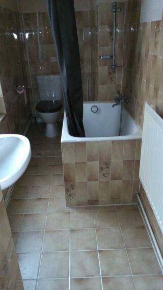  Appartement à louer 3 pièces 87 m²