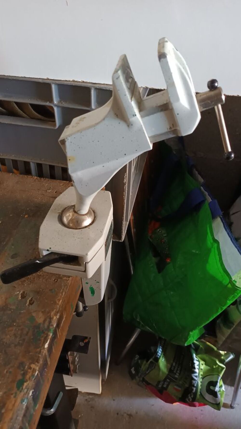 i etau pour maquetiste bosch 