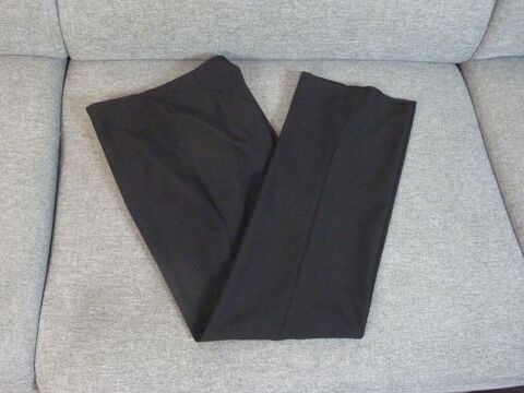 Pantalon Droit Noir � Fines Rayures Noir- Yumi Mazao   30 Paris 15 (75)
