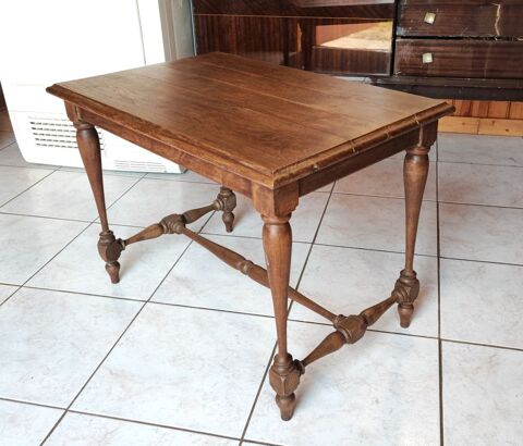 Petite table ancienne en chêne ciré - 69 x 45 x 50 cm - Rénovée 50 Dommiers (02)