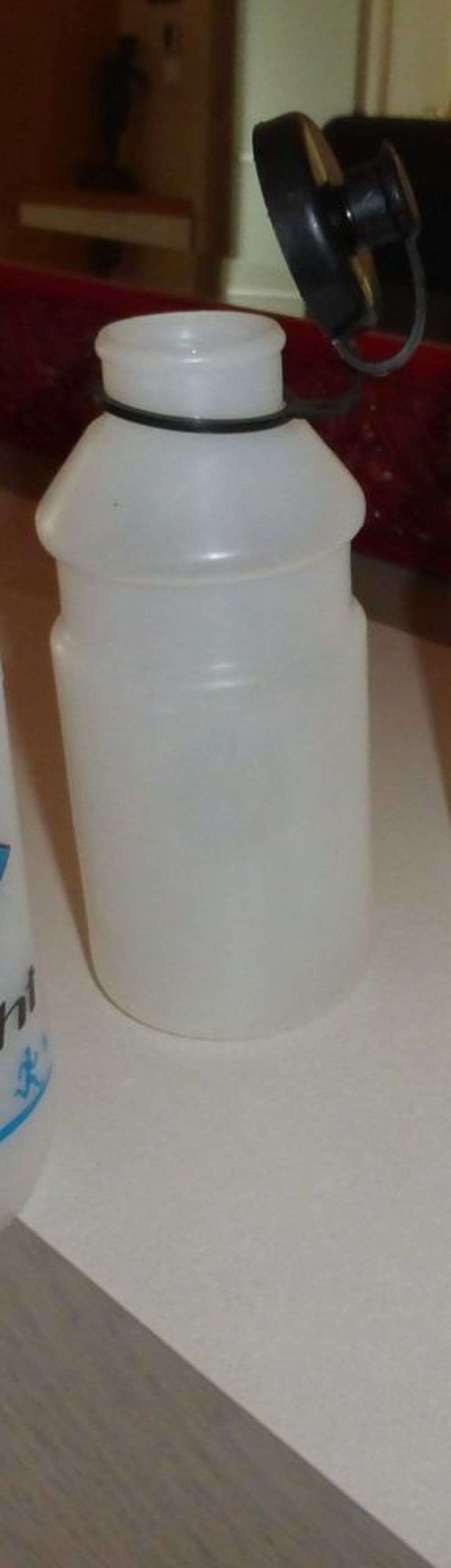 BIDON / GOURDE Electroménager
