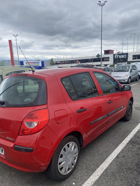 Renault Clio III Clio 1.5 dCi 85 Dynamique 2007 occasion Ferney-Voltaire 01210