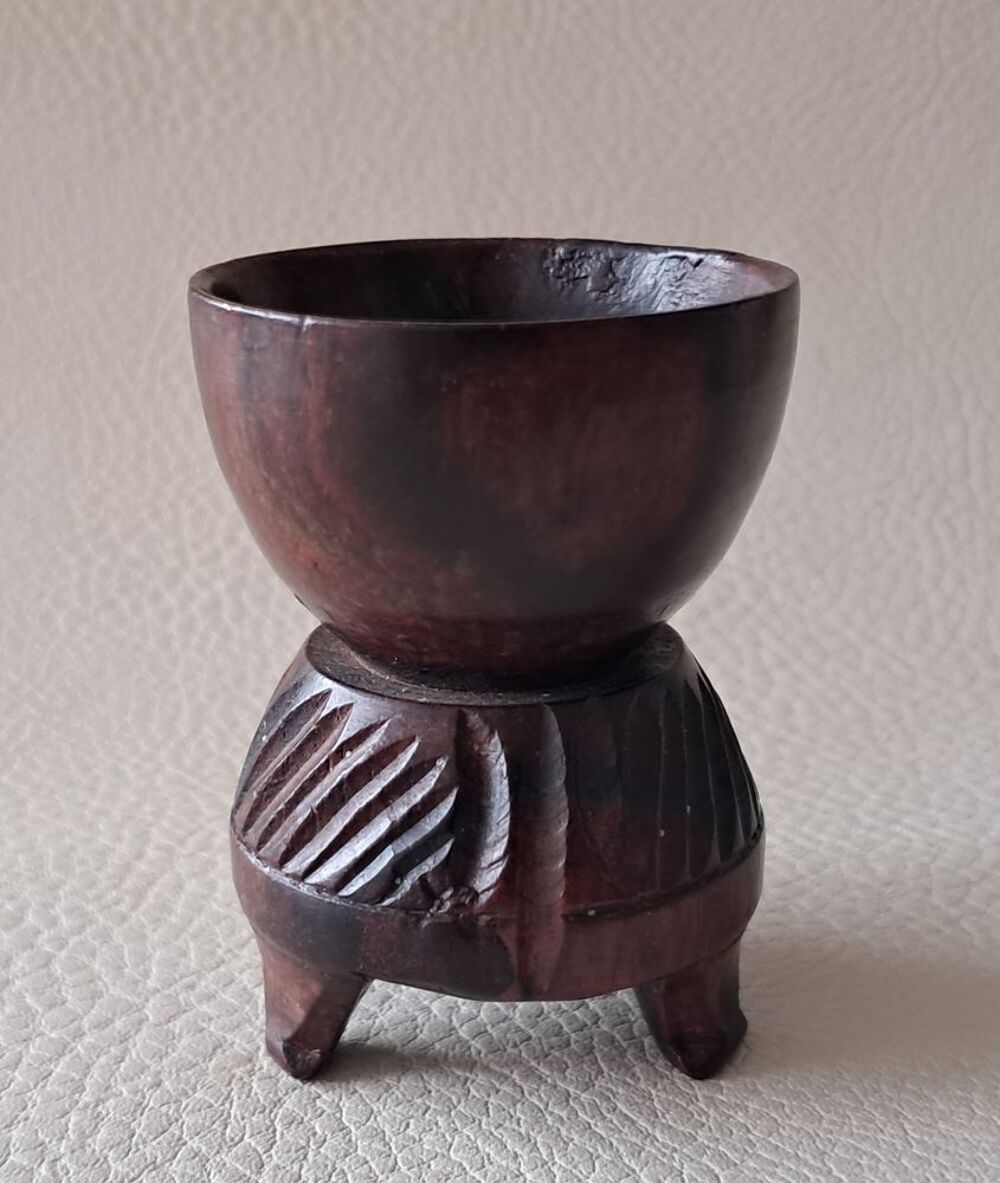 lot de 2 coquetiers en bois sombre sculpt&eacute; style africain Décoration