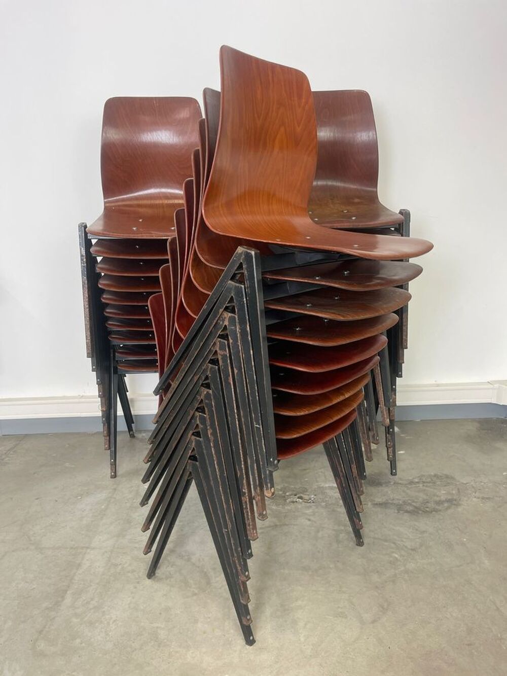Lot de 29 chaises Galvanitas s22 ann&eacute;es 60 Pays-Bas Meubles