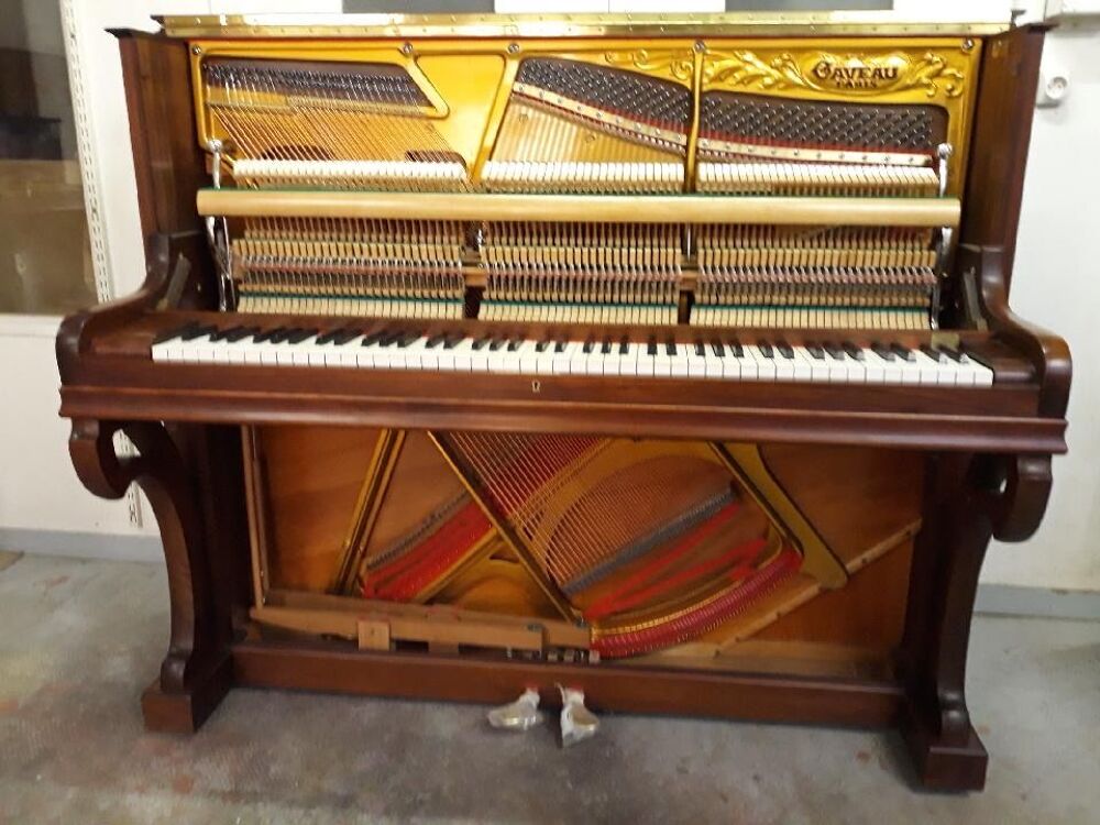 PIANO DROIT GAVEAU 126 Instruments de musique