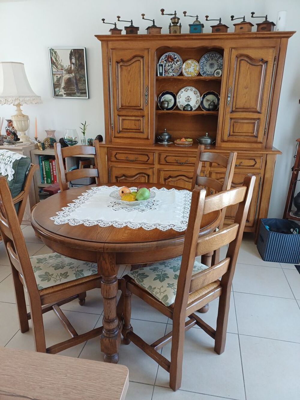 Salle &agrave; manger en ch&ecirc;ne table ronde 120 2rallonges 4 chaises Meubles