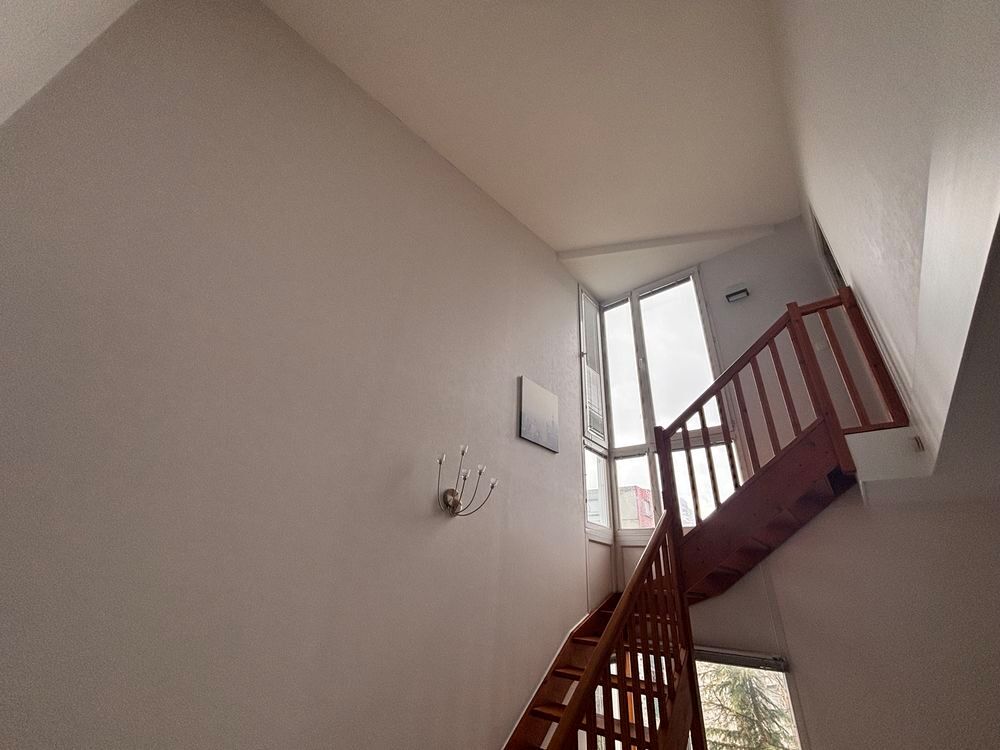 Vente Duplex/Triplex Duplex dernier étage dans résidence de 3 etages Grenoble