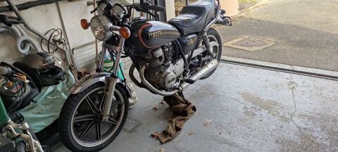 Moto YAMAHA 1980 occasion Morancé 69480