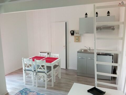   Rsidence - 300m  Maison - 15 + pice(s) - 300 m