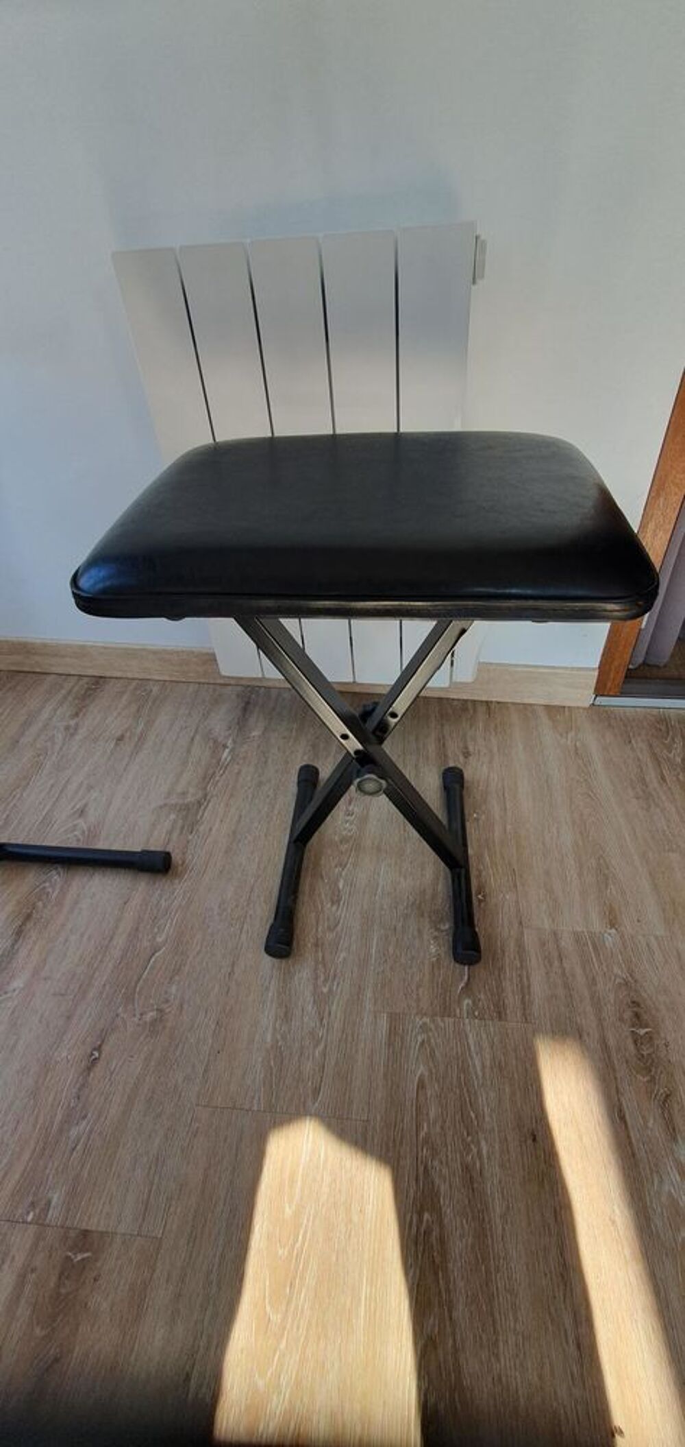 Piano clavier Yamaha PSR?F51 + support + tabouret ? TB &eacute;tat Instruments de musique