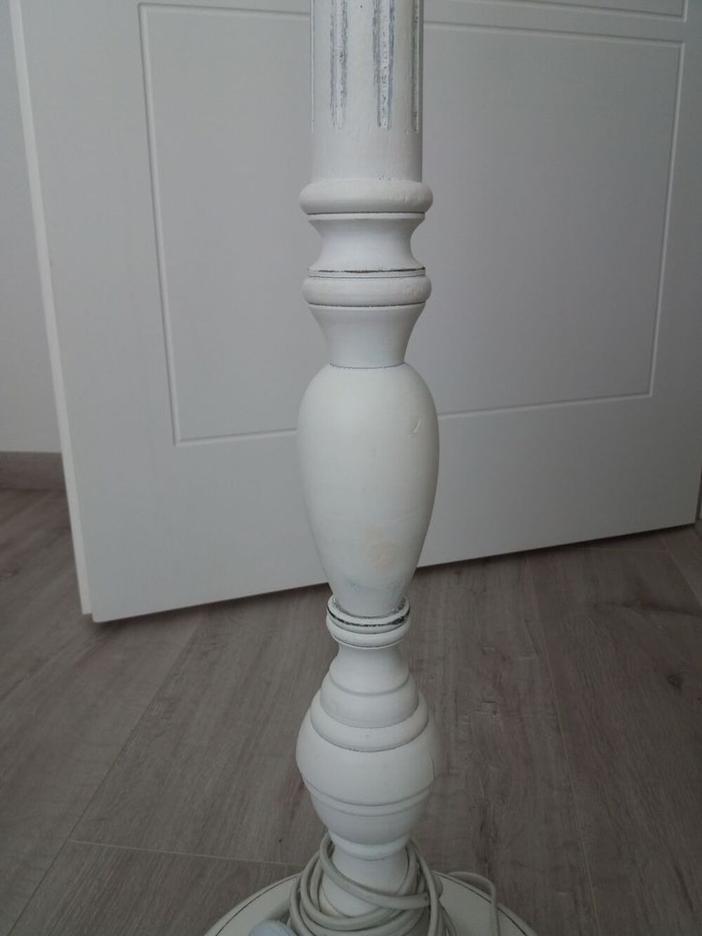 Pied d abat jour bois blanc Décoration