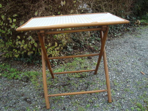 Table en bois pliable 18 Villevêque (49)