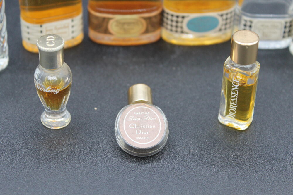 Lot 9 miniatures parfum anciennes DIOR 