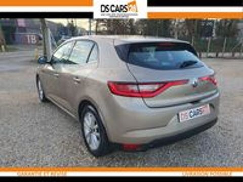 Megane IV Mégane IV Berline TCe 130 Energy Zen 2015 occasion 28000 Chartres