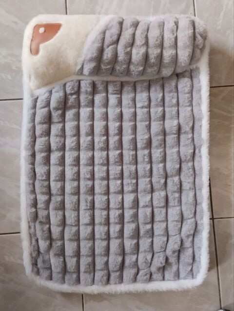 Lit pour chat ou petit chien 15 51100 Reims