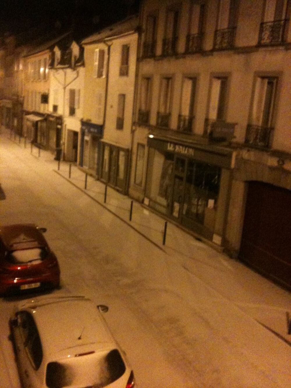 Location Autre Cave  pour stockage.    70€  Rue de France Fontainebleau Fontainebleau