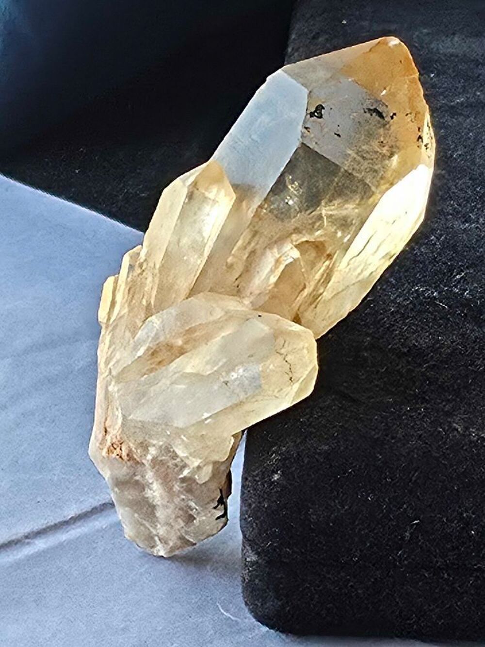 Magnifique Citrine Naturelle de Kolwezi RDC-Cristal Brut 70g 