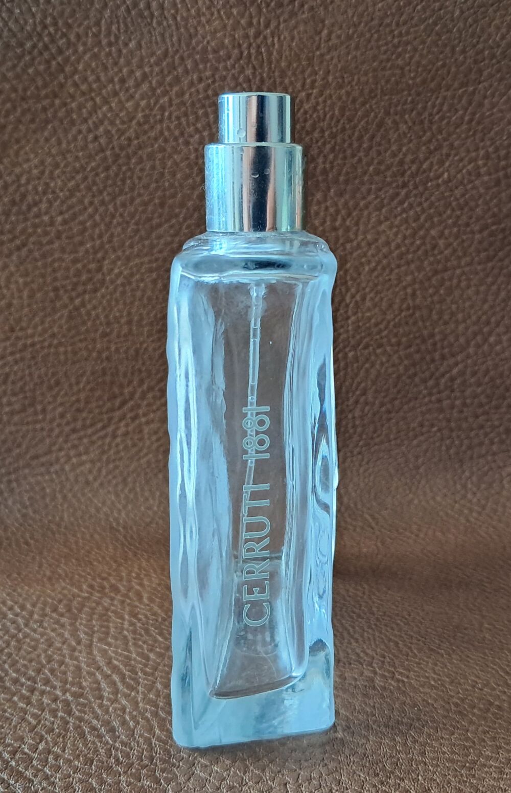 bouteilles de parfum vide cerruti herm&egrave;s h24 acqua dell elba 