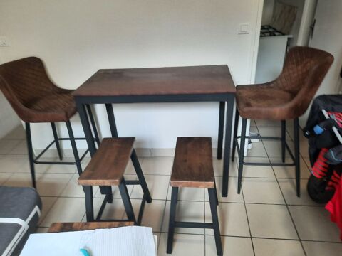 Table et chaises  150 Chaumont (52)