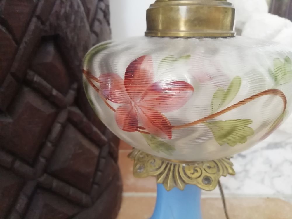 Lampe &agrave; p&eacute;trole. Décoration