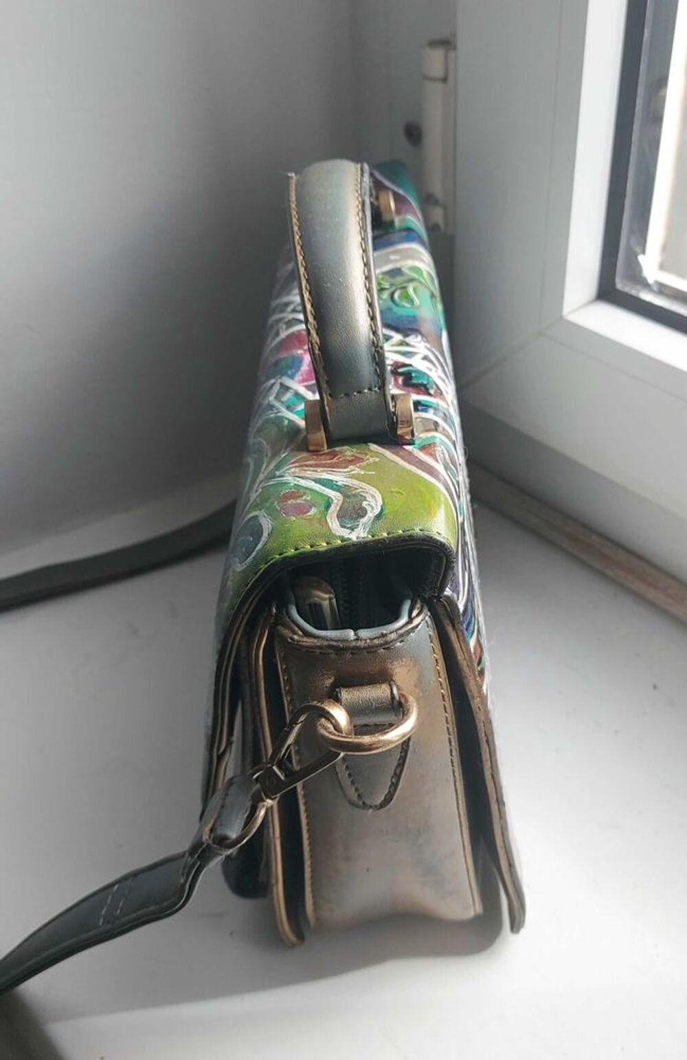 Sac &agrave; main bandouli&egrave;re semi cuir fantaisie Maroquinerie