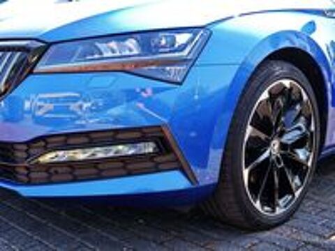Superb Combi 1.4 TSI PHEV 218 ch DSG6 Sportline 2021 occasion 69007 Lyon