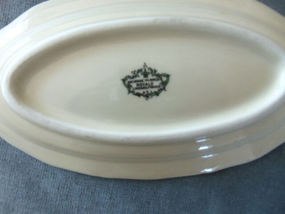 ? Service de table Ancienne Fabrique Royale ? Limoges Franc Cuisine