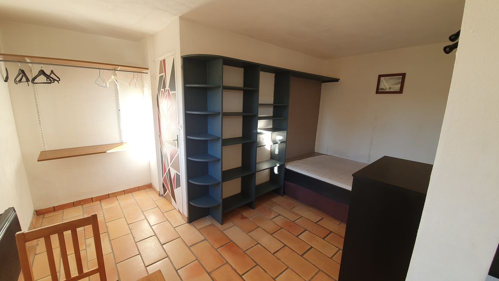Location Appartement Studio Studio meublé de 40m2 au calme Pierrevert