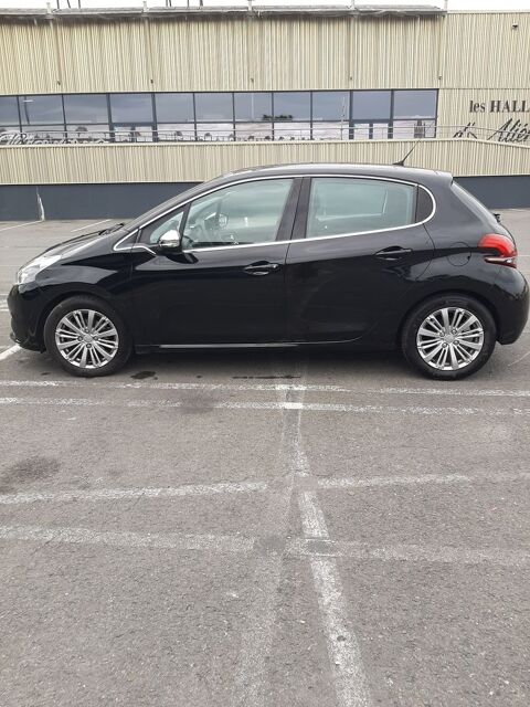 Peugeot 208 1.2 PureTech 82ch BVM5 Allure