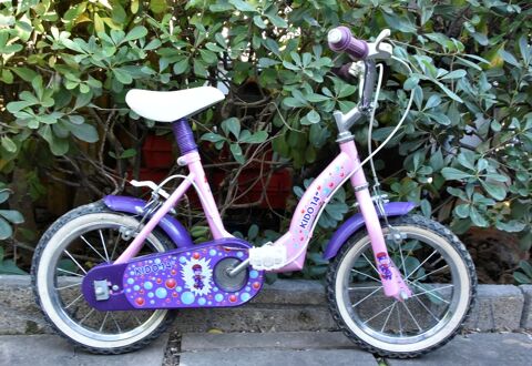 Vélo fille 14 pouces occasion 2025