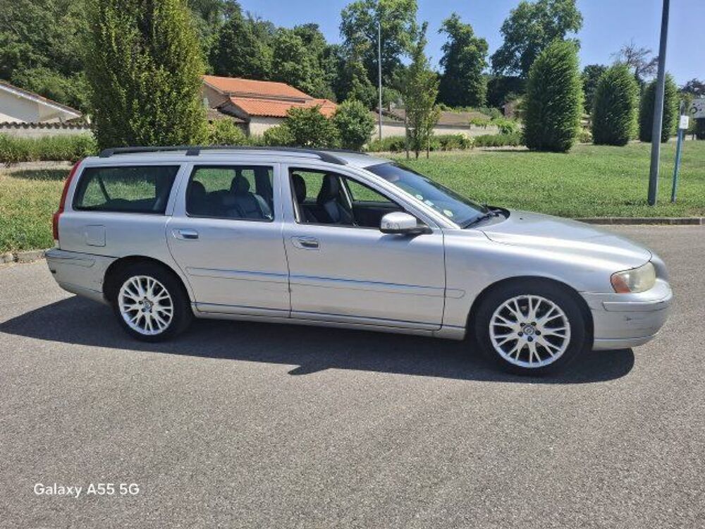V70 D5 185 Momentum Geartronic A 2006 occasion 69320 Feyzin