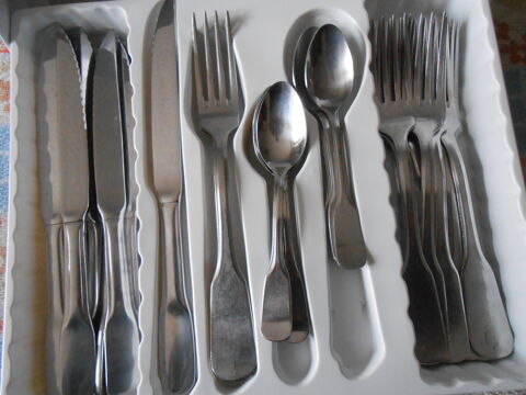 ménagère de couverts en inox 50 Nancy (54)