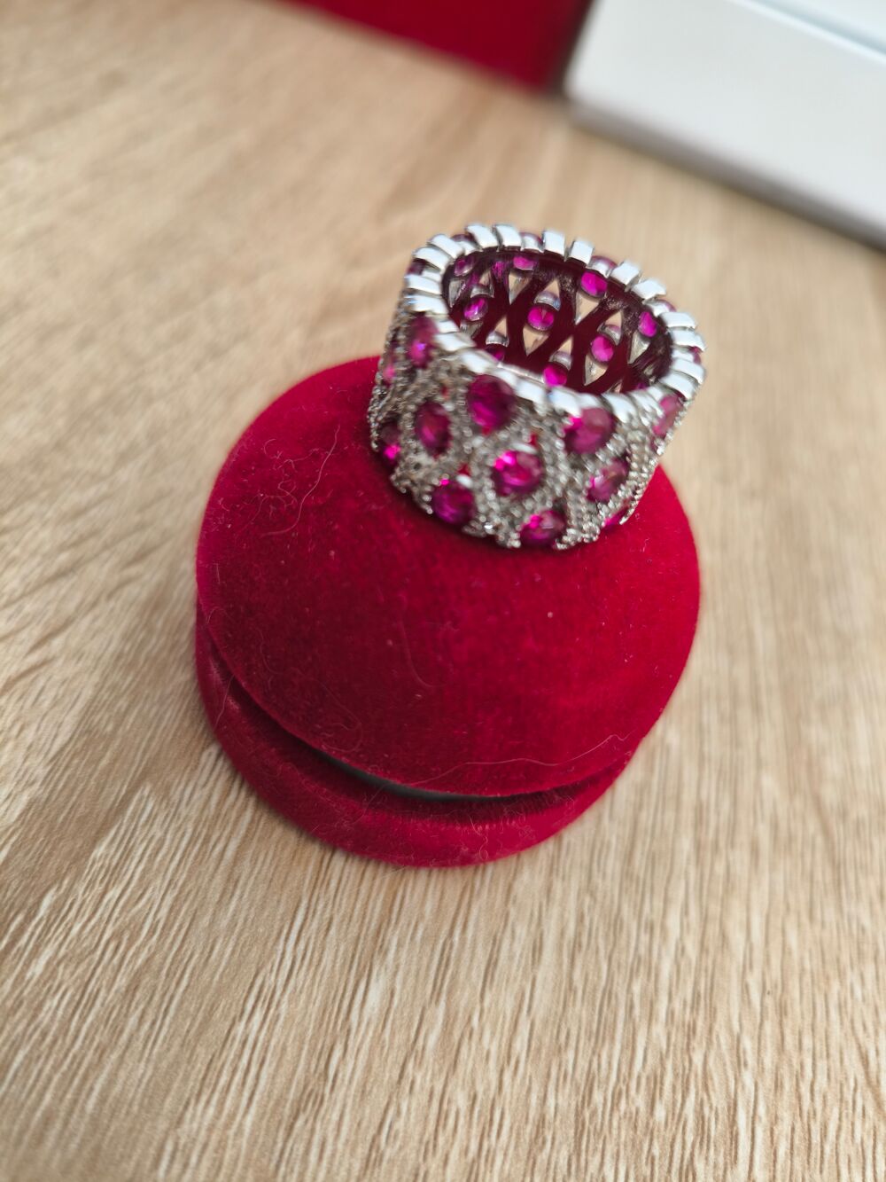Bague cristal de Murano rouge rubis Bijoux et montres