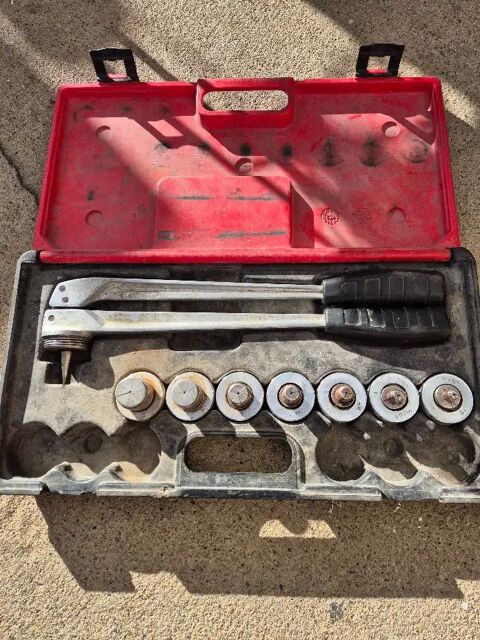 pince a emboitement 100 Vensat (63)