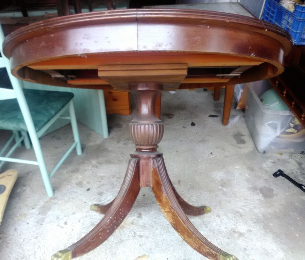 Table acajou vernis Meubles