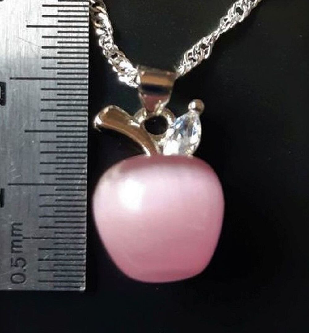 Pendentif Pomme en Quartz Rose et Argent Bijoux et montres