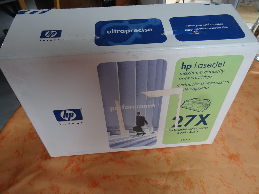 Toner HP27X, C4127X pour imprimante laserjet 4000 Matériel informatique